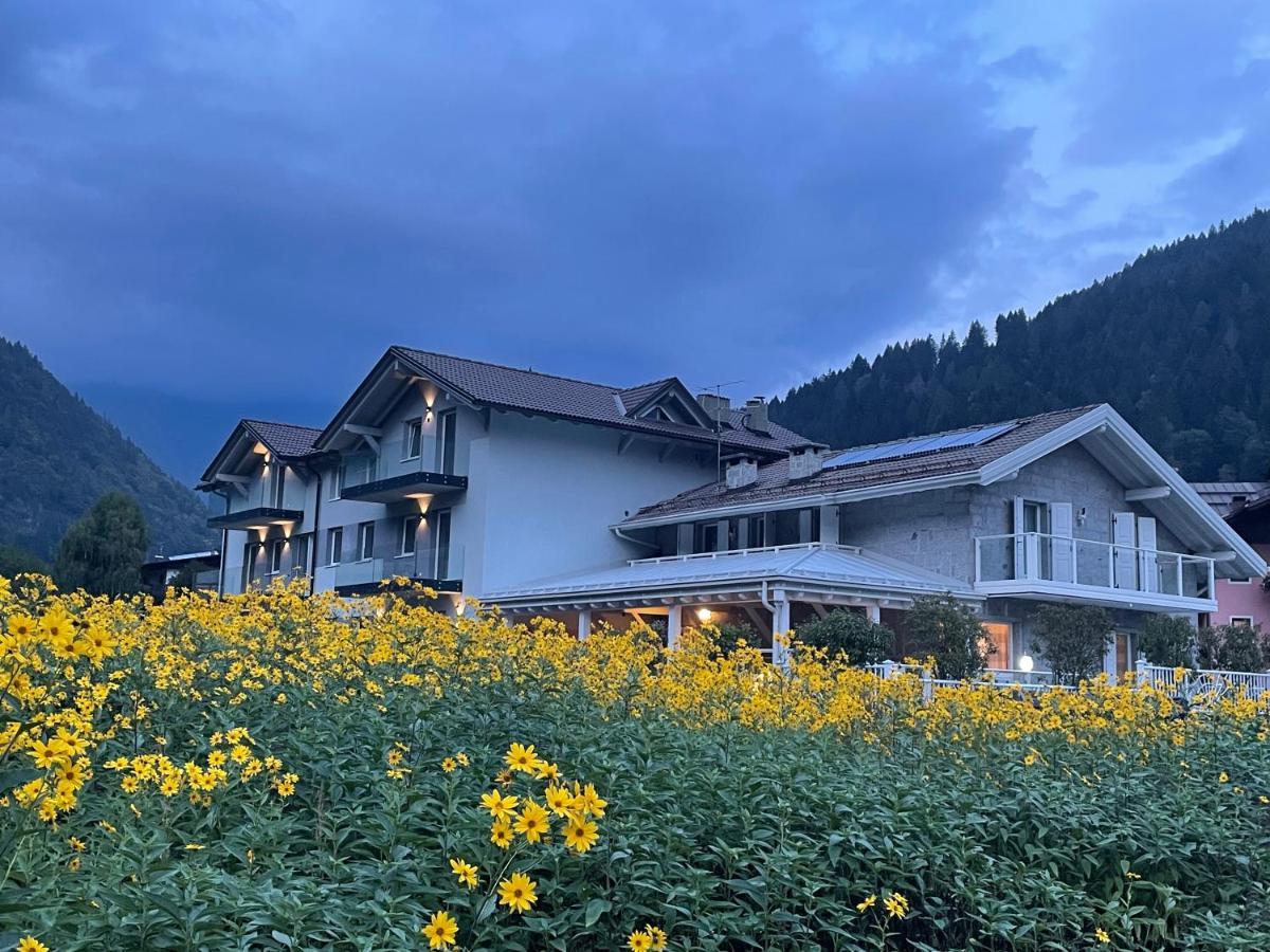 Rosensuite La Residenza Del Rosengarten ปินโซโล ภายนอก รูปภาพ