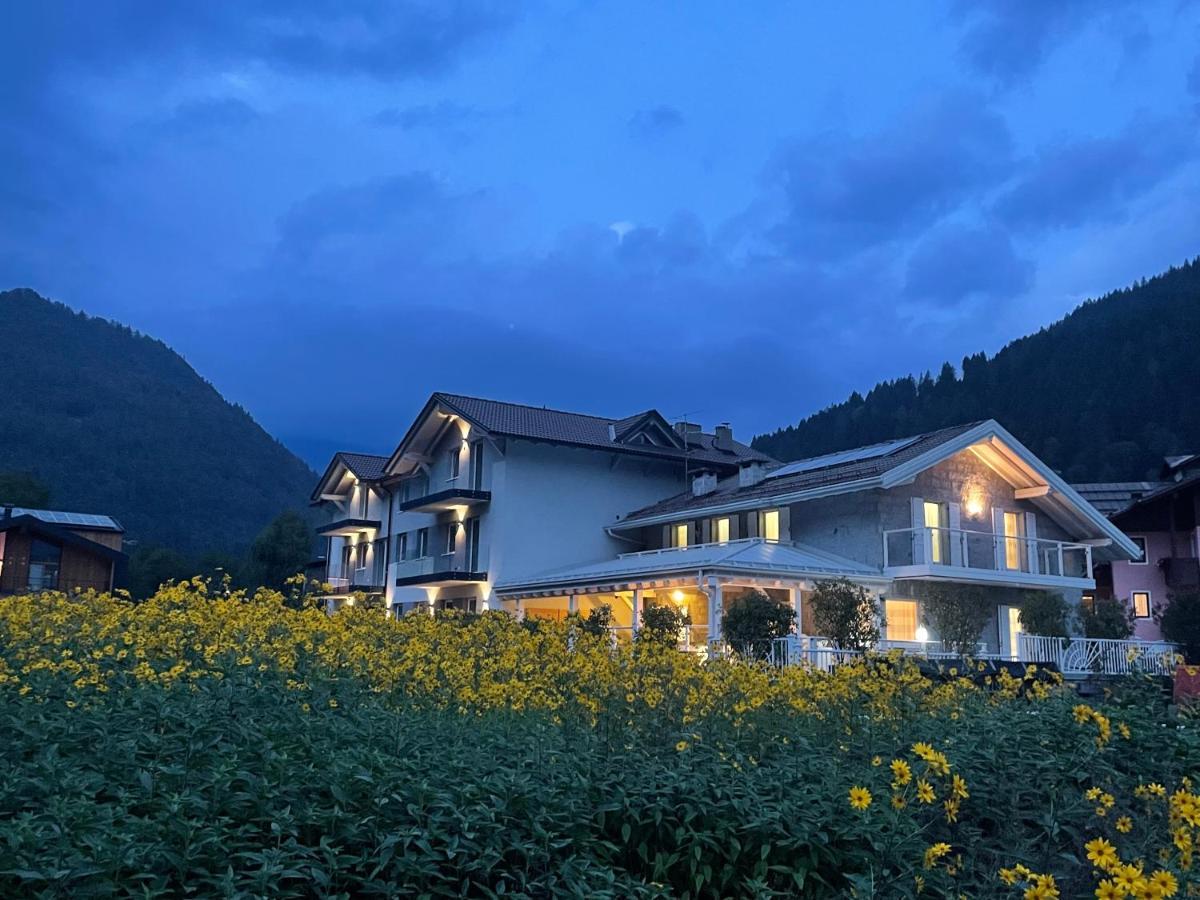 Rosensuite La Residenza Del Rosengarten ปินโซโล ภายนอก รูปภาพ