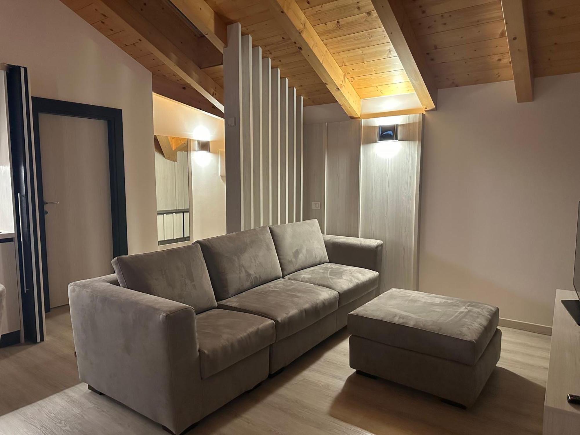 Rosensuite La Residenza Del Rosengarten ปินโซโล ภายนอก รูปภาพ